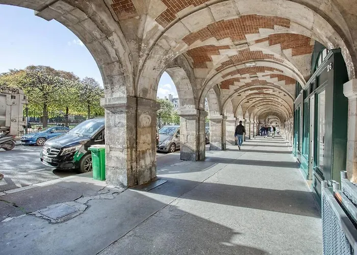 Amazing Apart New Bastille 3 Bedrooms 2 Bathrooms